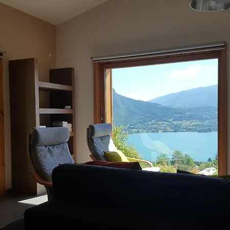 Lakeview Villa *